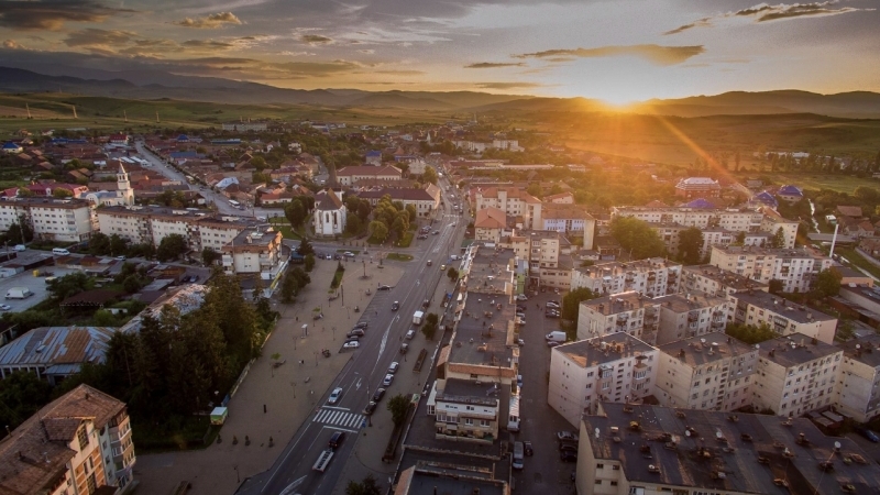 Huedin orașul în care tinerii nu au viitor!