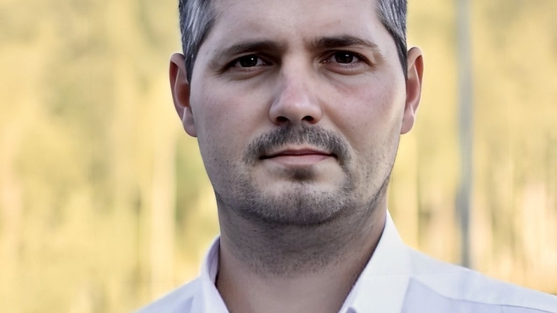 Consilierul local Adrian Daniel Morariu - Analiză asupra finanțelor și priorităților din Comuna Poieni: De la cazul *Costea* la siguranța *Transportului Școlar*