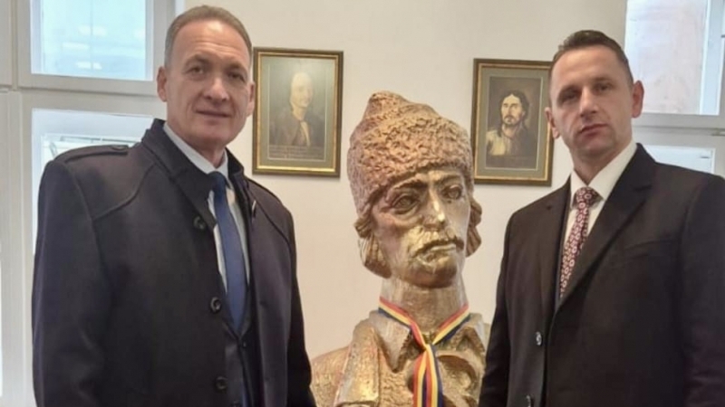Avram Iancu renaște prin bronz: Dezvelirea bustului ‘Crăișorului Munților’ la Centrul Memorial ‘Avram Iancu’