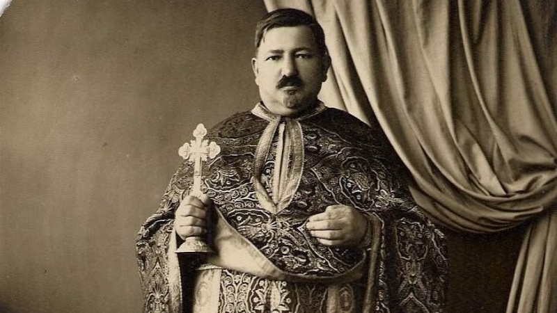 Remus Lăpușan - Parlamentul României a aprobat legea privind recunoașterea protopopului Aurel Munteanu din zona Huedinului. Un gest de recuperare a memoriei unui martir al neamului românesc